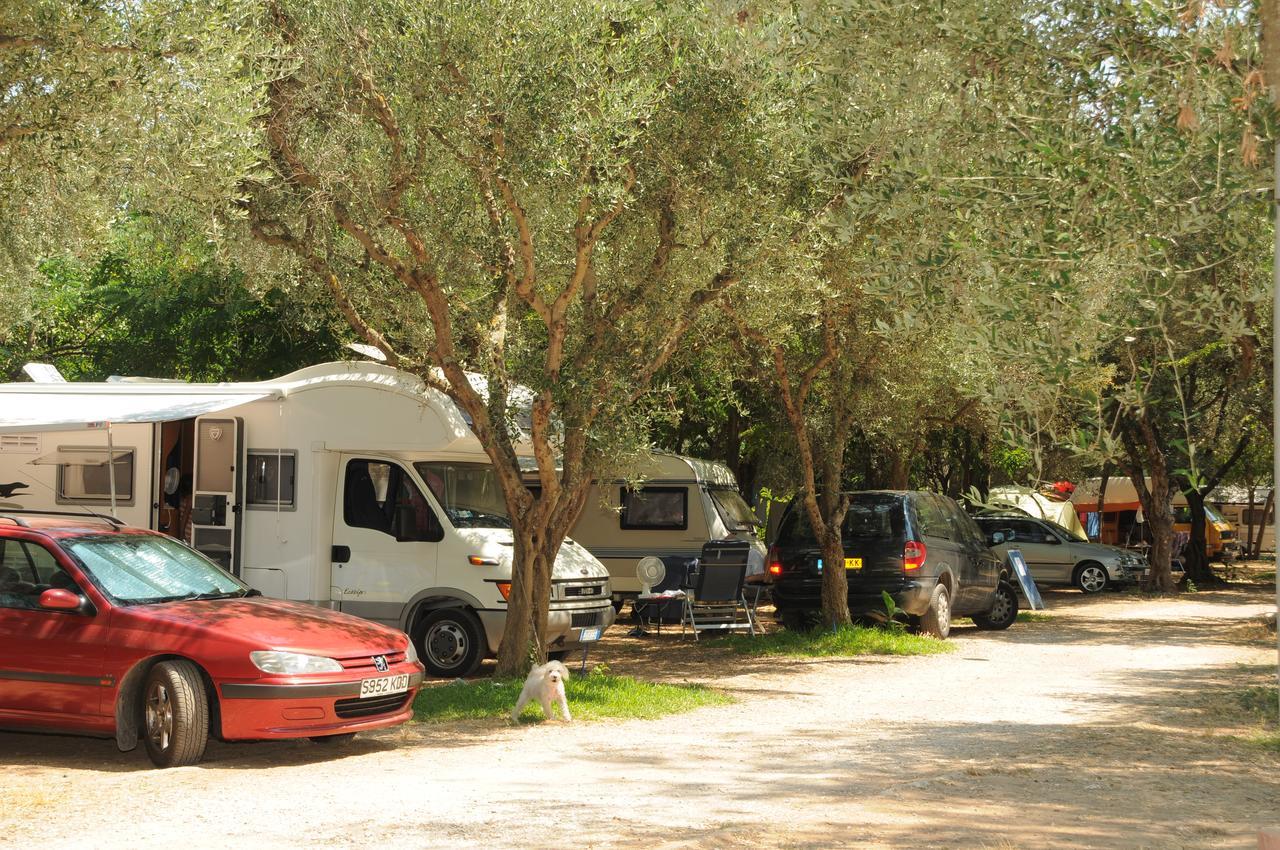Camping Kato Alissos מראה חיצוני תמונה